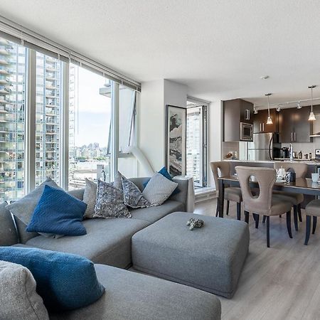 Stunning 2 Bedroom Condo With Downtown Views!!! Vancouver Eksteriør billede