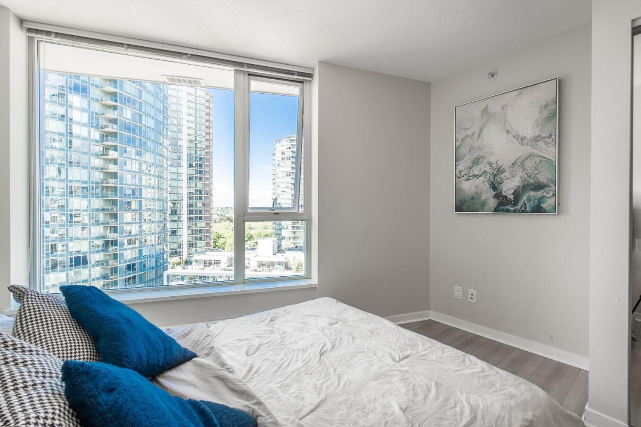 Stunning 2 Bedroom Condo With Downtown Views!!! Vancouver Eksteriør billede